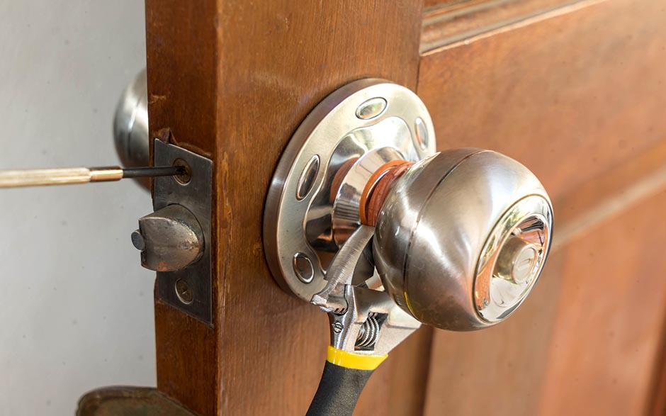 travaux de serrurier ouverture de porte Rognac